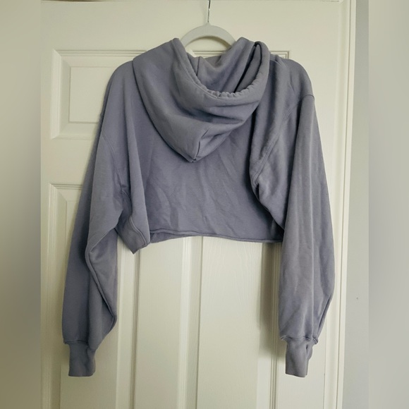 Aritzia TNA sweatshirt top size 2 - Picture 2 of 3